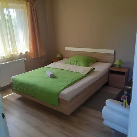Berkes Vendeghaz Bed & Breakfast 2*